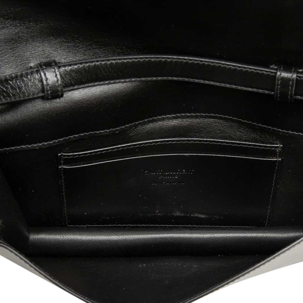 Pre-Loved Saint Laurent Smooth Calfskin Crossbody - Picture 4 of 7